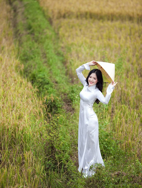 Áo dài - Biểu tượng văn hóa của dân tộc Việt Nam